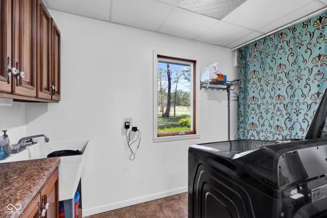8390 E 750 S Elizabethtown IN 47232