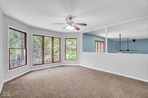 8390 E 750 S Elizabethtown IN 47232