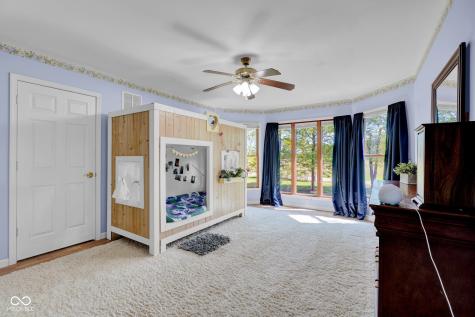 8390 E 750 S Elizabethtown IN 47232