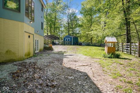 8390 E 750 S Elizabethtown IN 47232