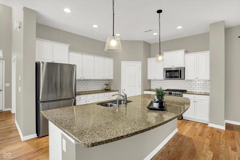 5832 Buskirk Drive Indianapolis IN 46216