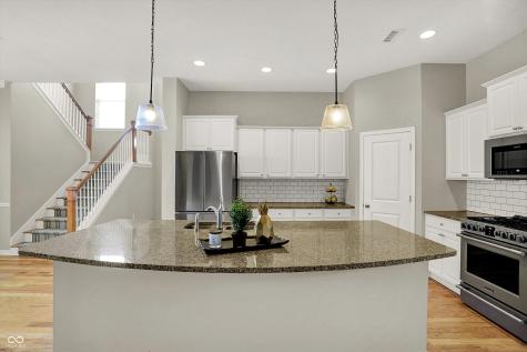 5832 Buskirk Drive Indianapolis IN 46216