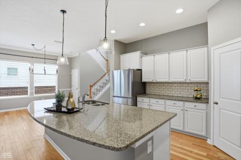 5832 Buskirk Drive Indianapolis IN 46216