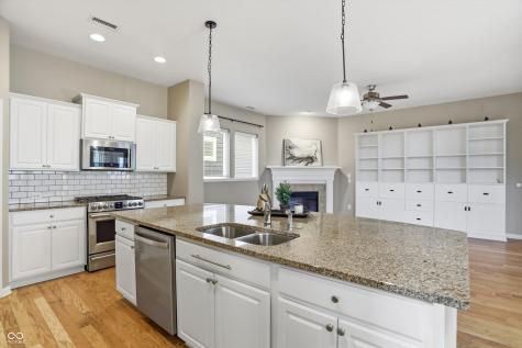 5832 Buskirk Drive Indianapolis IN 46216