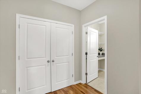 5832 Buskirk Drive Indianapolis IN 46216