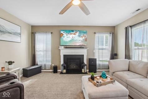 1334 Old Heritage Place Greenwood IN 46143
