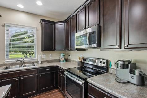 1334 Old Heritage Place Greenwood IN 46143