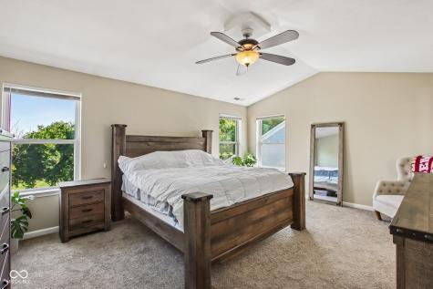 1334 Old Heritage Place Greenwood IN 46143