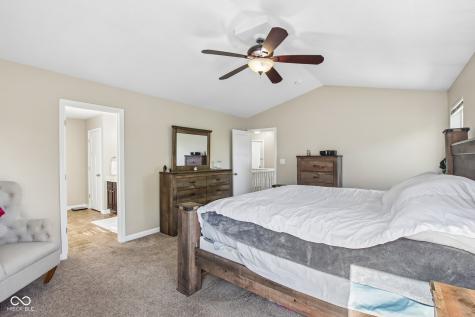 1334 Old Heritage Place Greenwood IN 46143