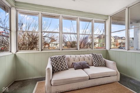 2446 Carrollton Avenue Indianapolis IN 46205