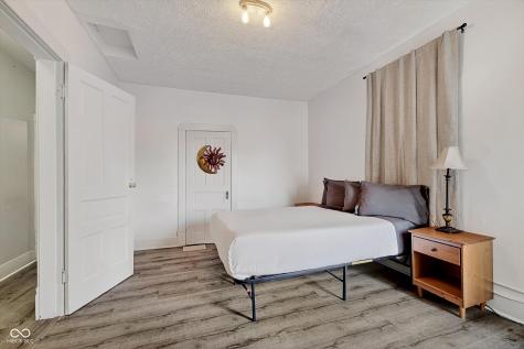 2446 Carrollton Avenue Indianapolis IN 46205