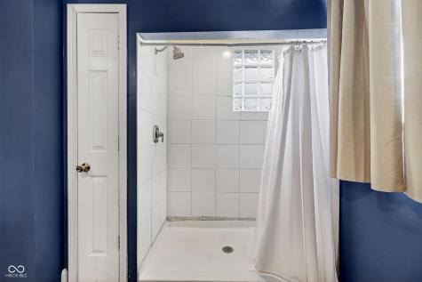 2446 Carrollton Avenue Indianapolis IN 46205