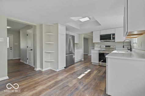 3270 Acacia Drive Indianapolis IN 46214