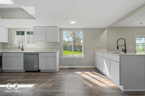 3270 Acacia Drive Indianapolis IN 46214