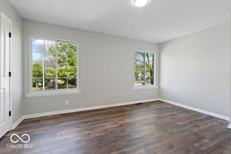 3270 Acacia Drive Indianapolis IN 46214