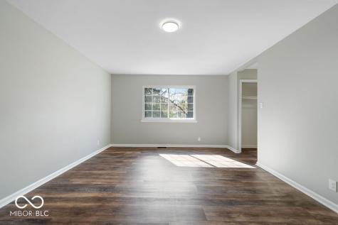 3270 Acacia Drive Indianapolis IN 46214
