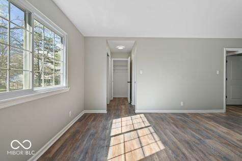 3270 Acacia Drive Indianapolis IN 46214