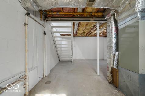 3270 Acacia Drive Indianapolis IN 46214