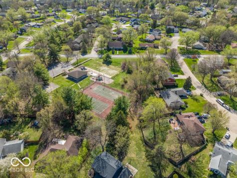3270 Acacia Drive Indianapolis IN 46214