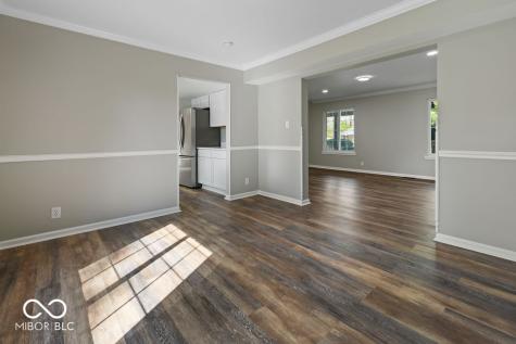 3270 Acacia Drive Indianapolis IN 46214
