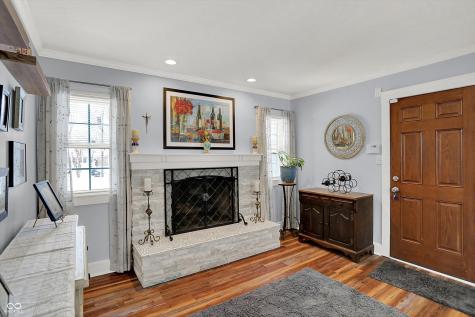5827 Susan Drive E Indianapolis IN 46250