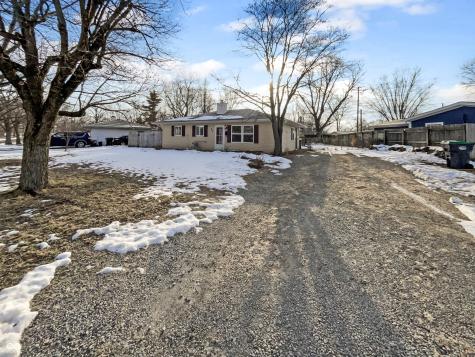 217 Crestwood Drive New Whiteland IN 46184