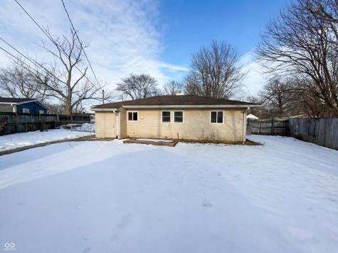 217 Crestwood Drive New Whiteland IN 46184