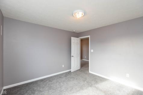 2471 Cabin Hill Road Indianapolis IN 46229