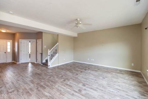 2471 Cabin Hill Road Indianapolis IN 46229