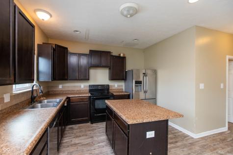 2471 Cabin Hill Road Indianapolis IN 46229