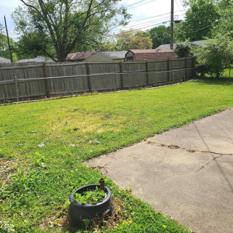 609 E Broadway Drive Greenwood IN 46143