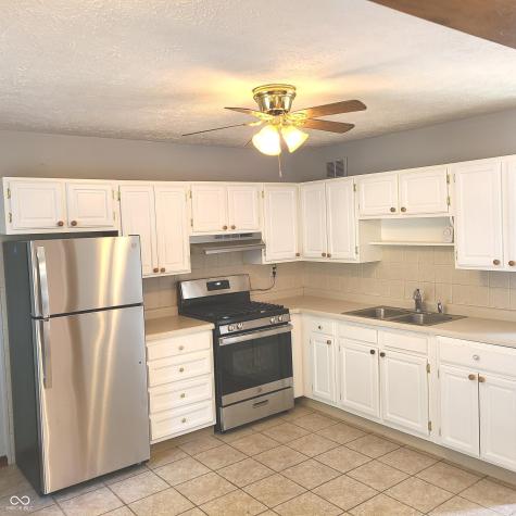 609 E Broadway Drive Greenwood IN 46143