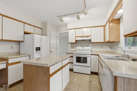 5635 Arabian Court Indianapolis IN 46228