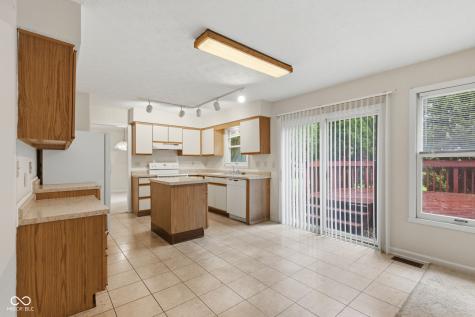 5635 Arabian Court Indianapolis IN 46228