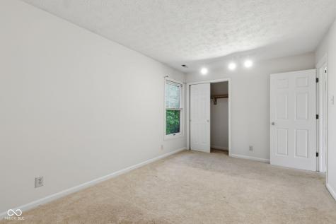 5635 Arabian Court Indianapolis IN 46228