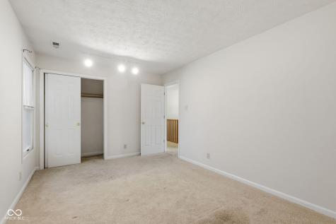 5635 Arabian Court Indianapolis IN 46228