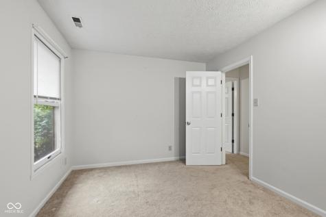 5635 Arabian Court Indianapolis IN 46228