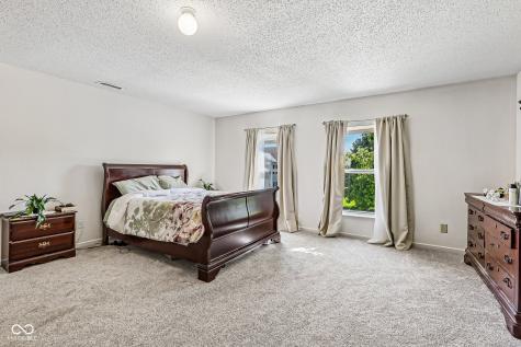 5884 Skyward Lane Indianapolis IN 46234
