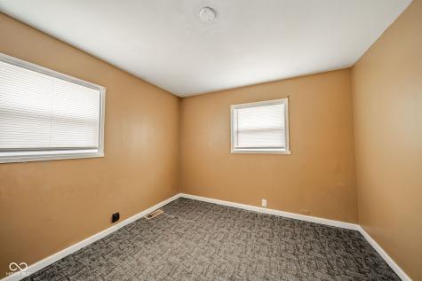 2738 Apache Drive Anderson IN 46012