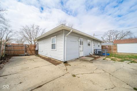 2738 Apache Drive Anderson IN 46012