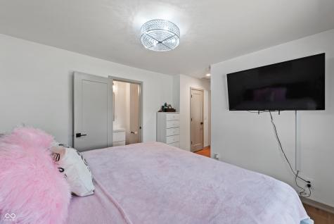 131 Blairsden Avenue Carmel IN 46032