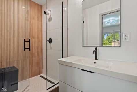 131 Blairsden Avenue Carmel IN 46032