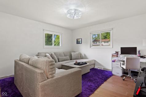 131 Blairsden Avenue Carmel IN 46032