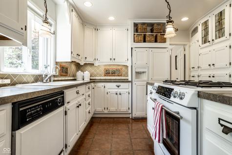 1138 E 58th Street Indianapolis IN 46220