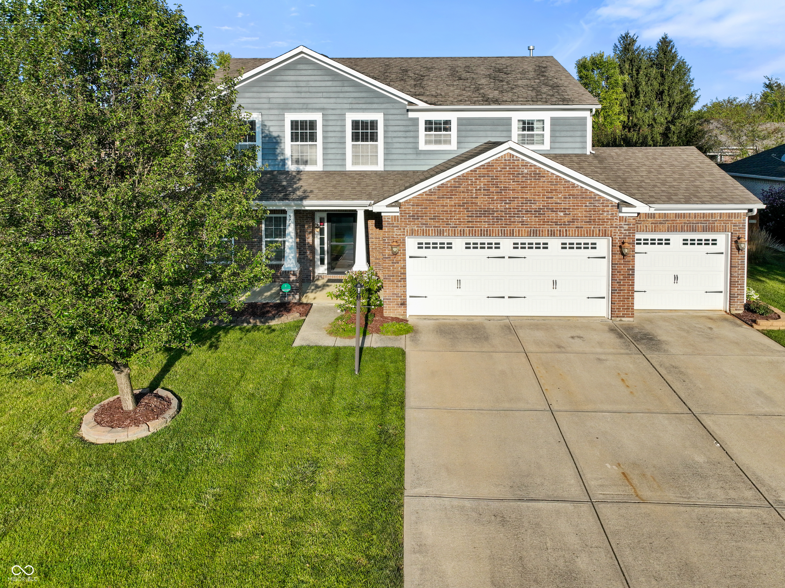 572 Harvest Ridge Drive Avon IN 46123