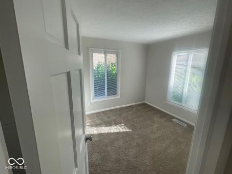8517 Ridge Hill Drive Indianapolis IN 46217