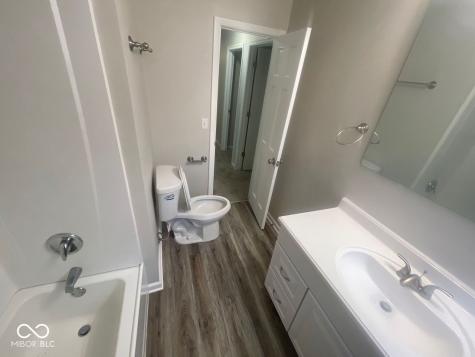 8517 Ridge Hill Drive Indianapolis IN 46217