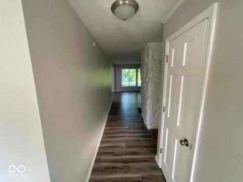 8517 Ridge Hill Drive Indianapolis IN 46217
