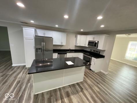 8517 Ridge Hill Drive Indianapolis IN 46217