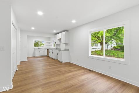 2102 W 9th Street Anderson IN 46016